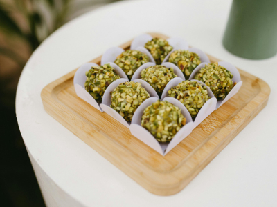 Chocolade-pistache kerstkoekjes: luxe koekjes voor onder de boom