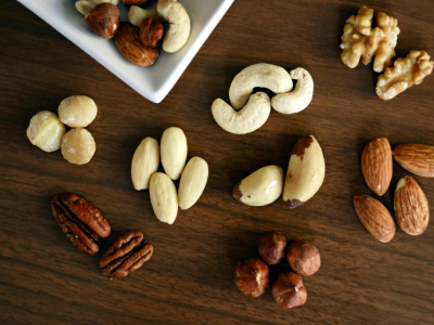 Welke noten zijn gezond en hoog in eiwitten?